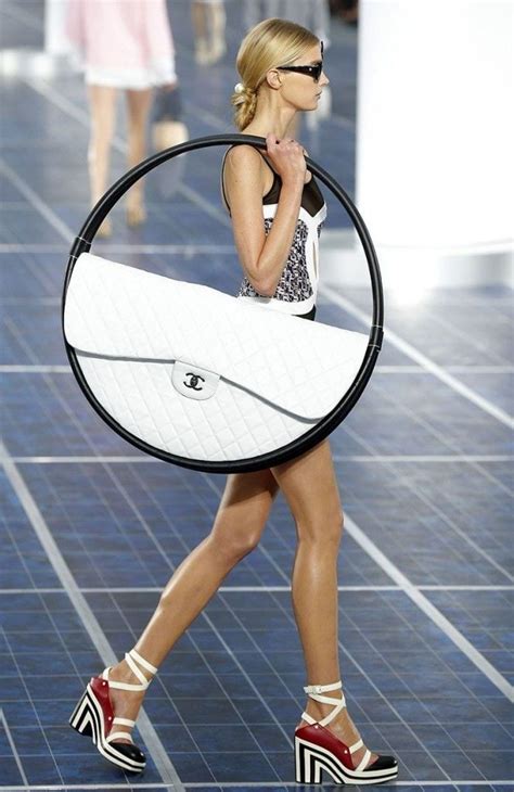 The Chanel Hula ‘Oops’ Bag 